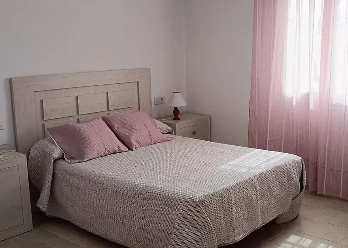 Semesterbostad Juana *